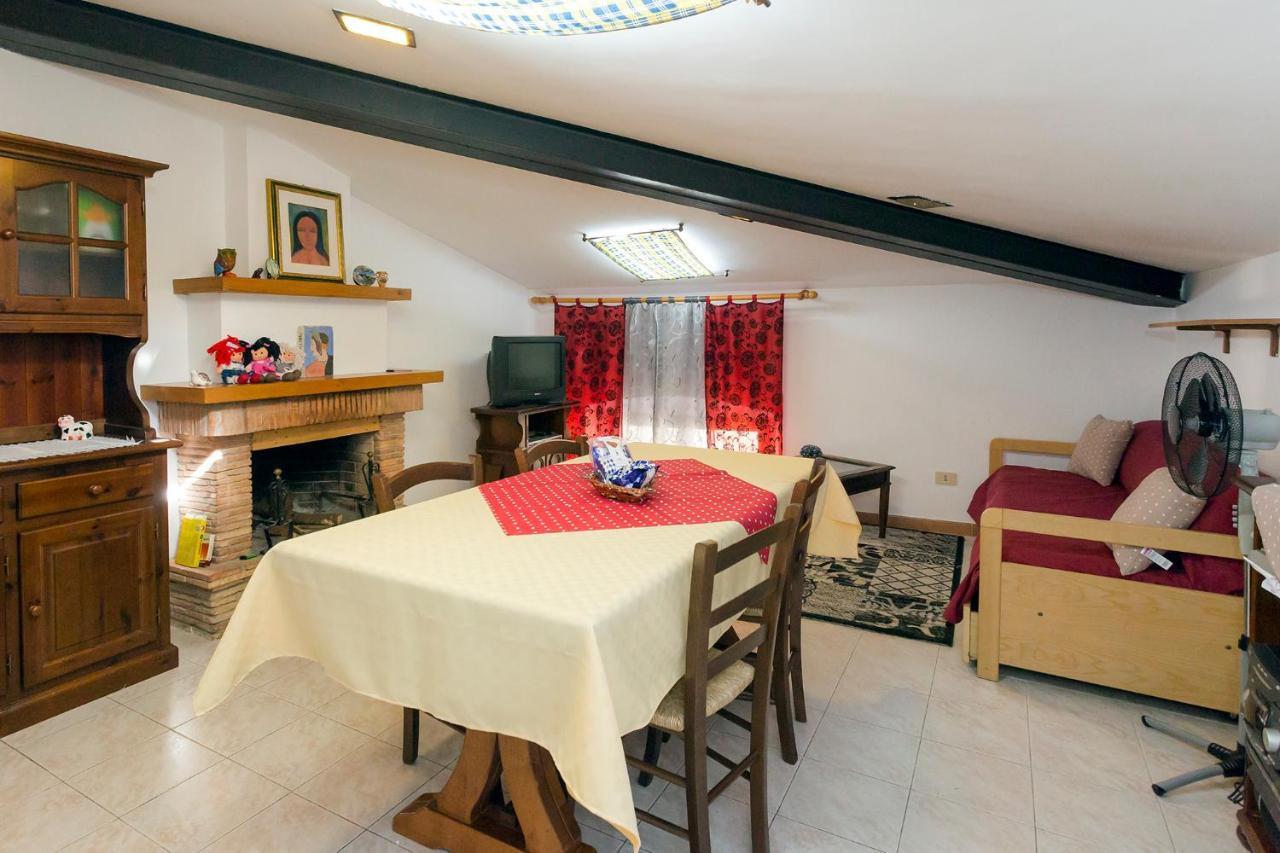 La Casa Delle Bambole Di Sangiovenale Leilighet Orvieto Eksteriør bilde